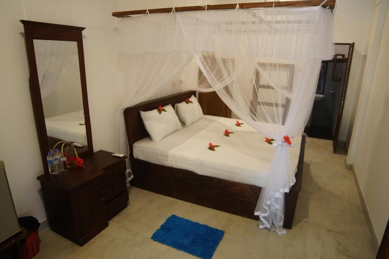 Turtle Bay Beach Resort Отель
